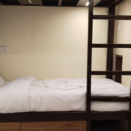 The Banaras Hotel Варанаси Экстерьер фото