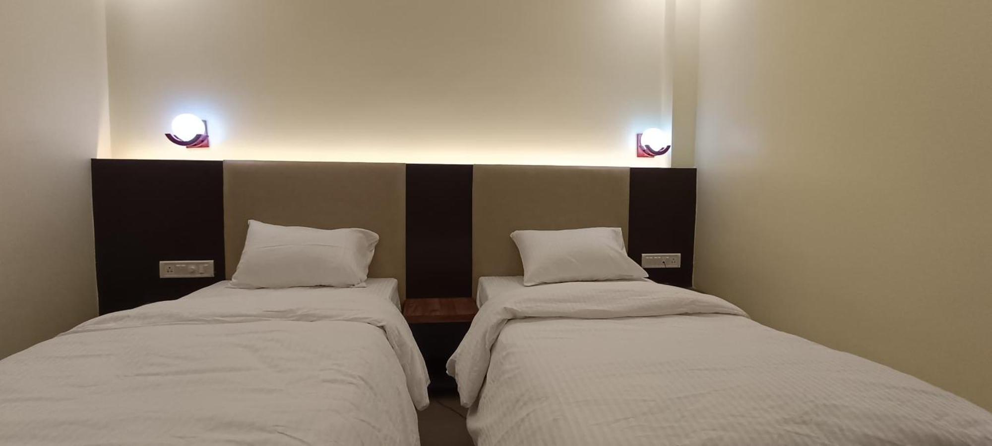 The Banaras Hotel Варанаси Экстерьер фото